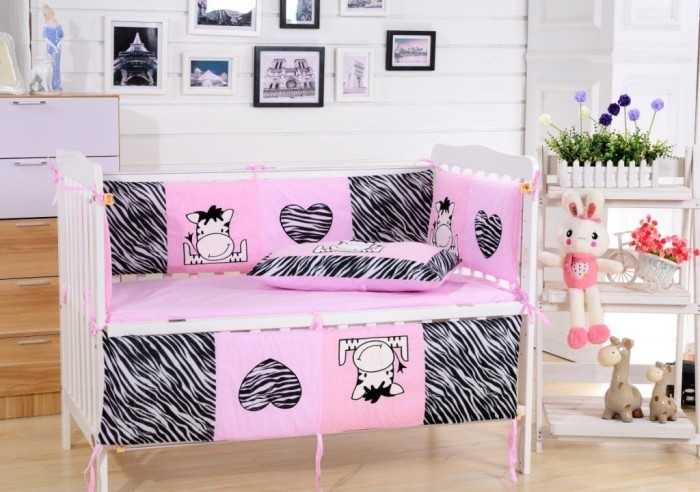 Постельное белье в кроватку DK-10 147 х 112 (c бортиком)