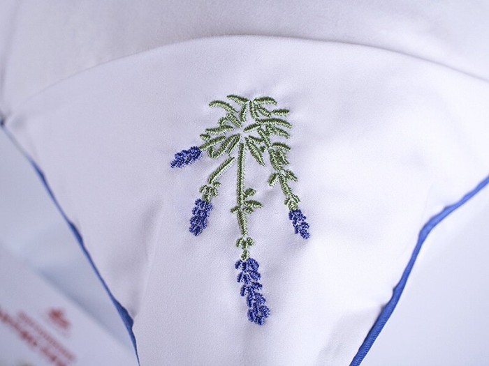 Подушка средняя "Лаванда антистресс" 70 х 70 см