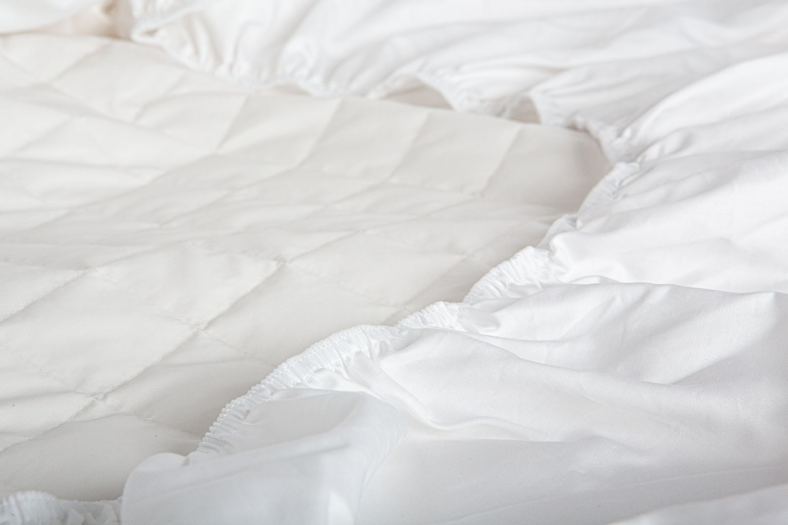 Наматрасник MATTRESS COTTON DRYSOFT GRASS непромокаемый с юбкой 90х200х40