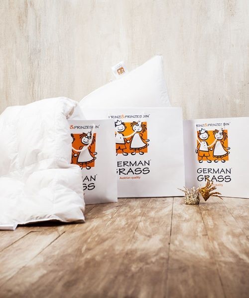 Подушка KINDER SNOW GRASS классическая с кантом 50 х 68