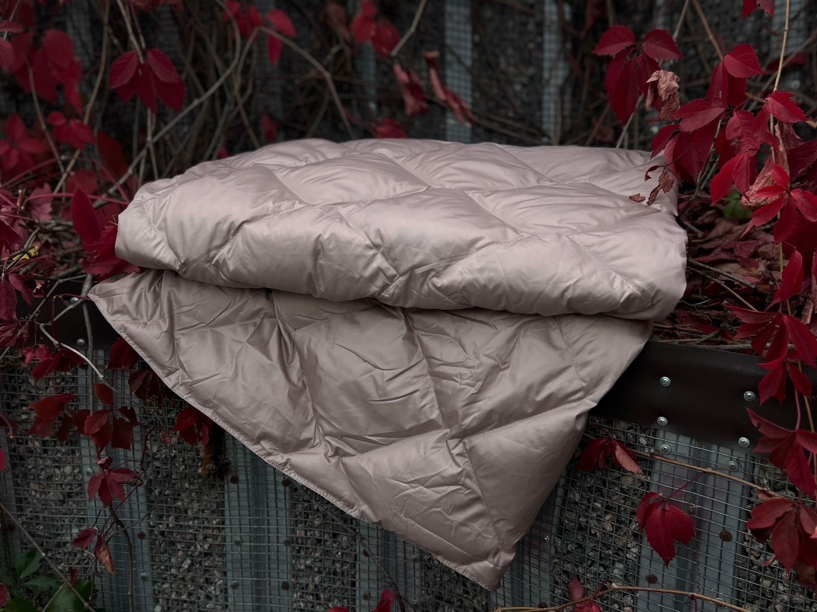 Дорожный плед-пончо пуховый Travel Cape Plaid Grass LATTE 130х170