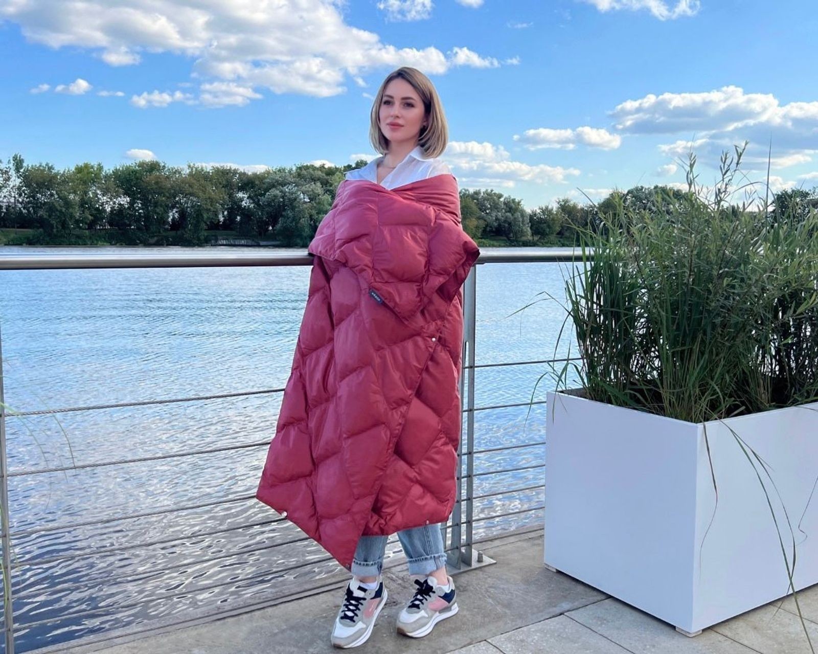 ​​​​​​​ Дорожный плед-пончо пуховый Travel Cape Plaid Grass MARSALA 130х170