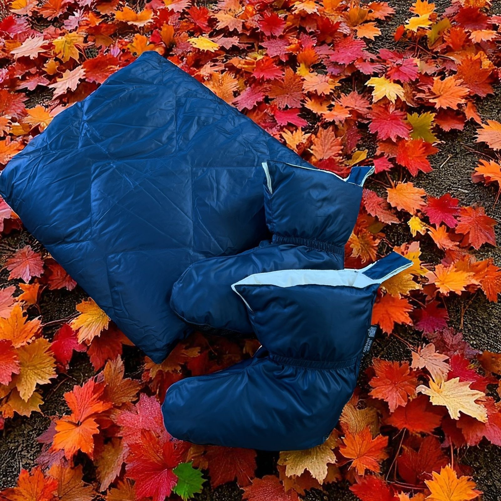 Дорожный плед-пончо пуховый Travel Cape Plaid Grass INDIGO 130х170