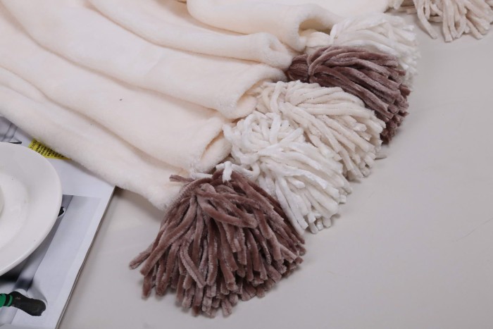 Tassel №1 (молоко) Покрывало 220х230