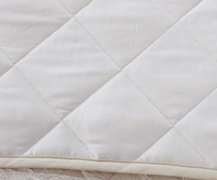 Лукерия (молоко) Покрывало 240х260