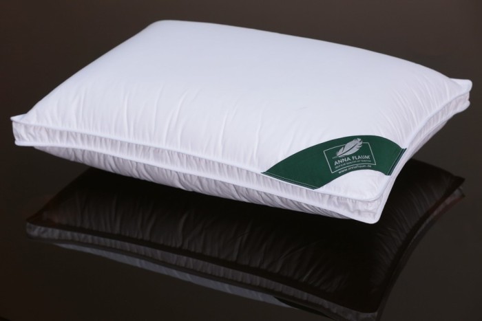 Подушка Anna Flaum Perle 70х70 см