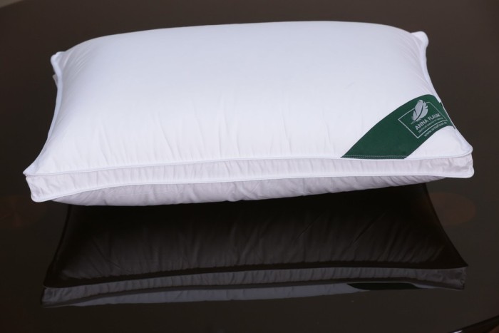 Подушка Anna Flaum Perle 70х70 см