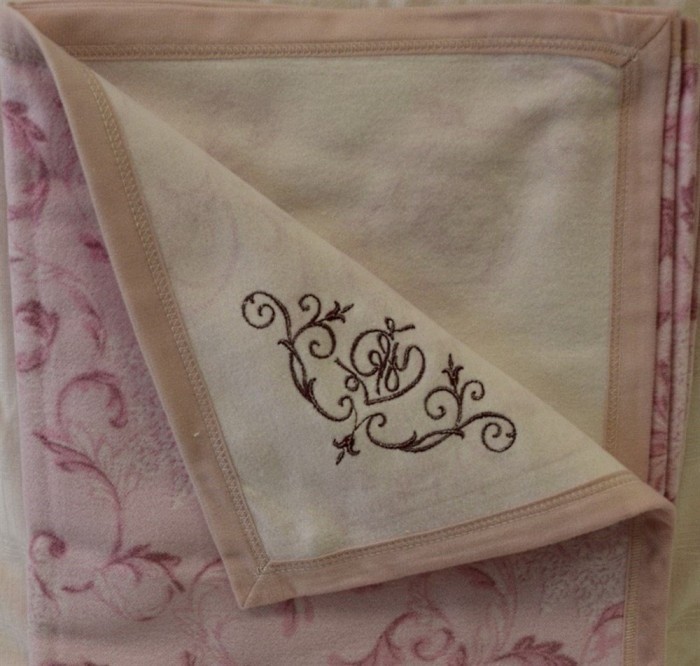 Простыня-покрывало Kamilla Pr-Velur-140-Роз