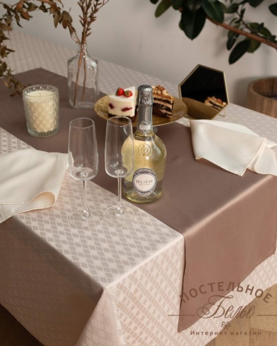 Катрин бежевая Скатерть 150х220