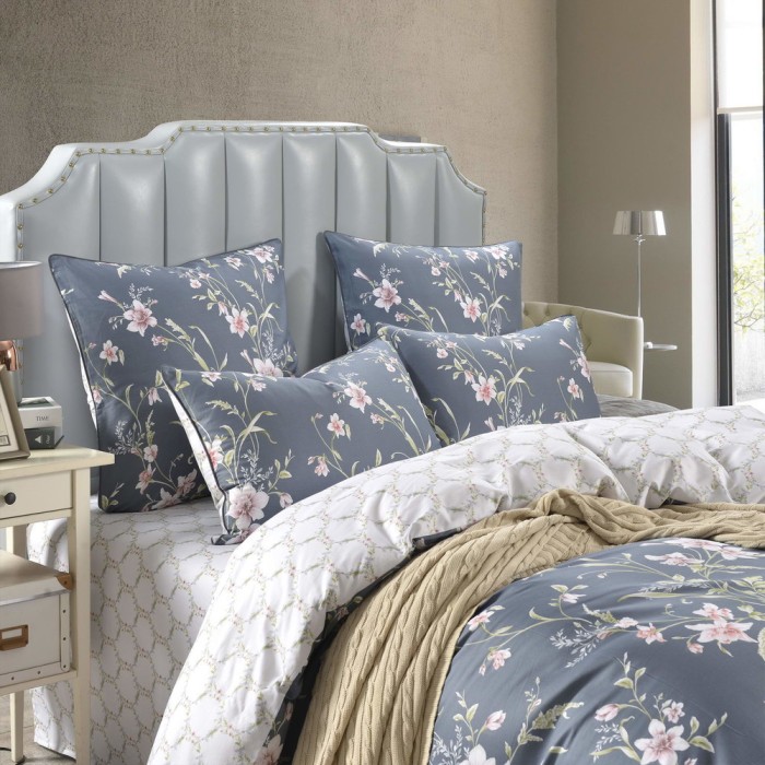 Гаджес Комплект постельного белья Сатин 2х