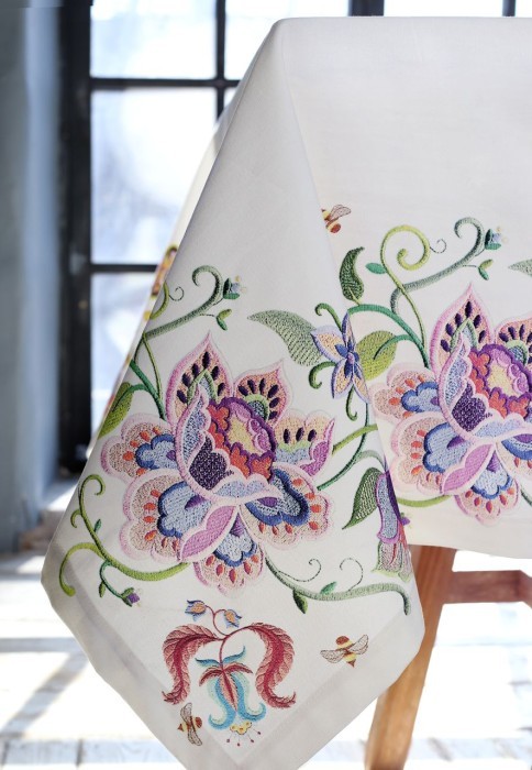 Скатерть Kate Авторский дизайн 00101 250/150