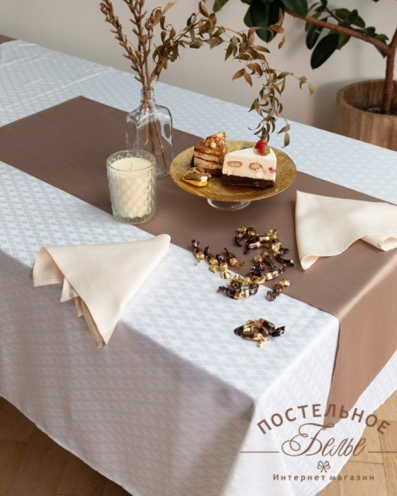 Катрин белая Скатерть 140х180
