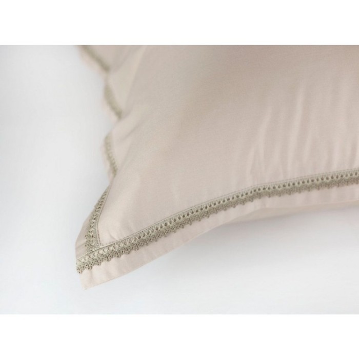 Наволочка CARINTHIA NOBLE LACE GRASS 70х70