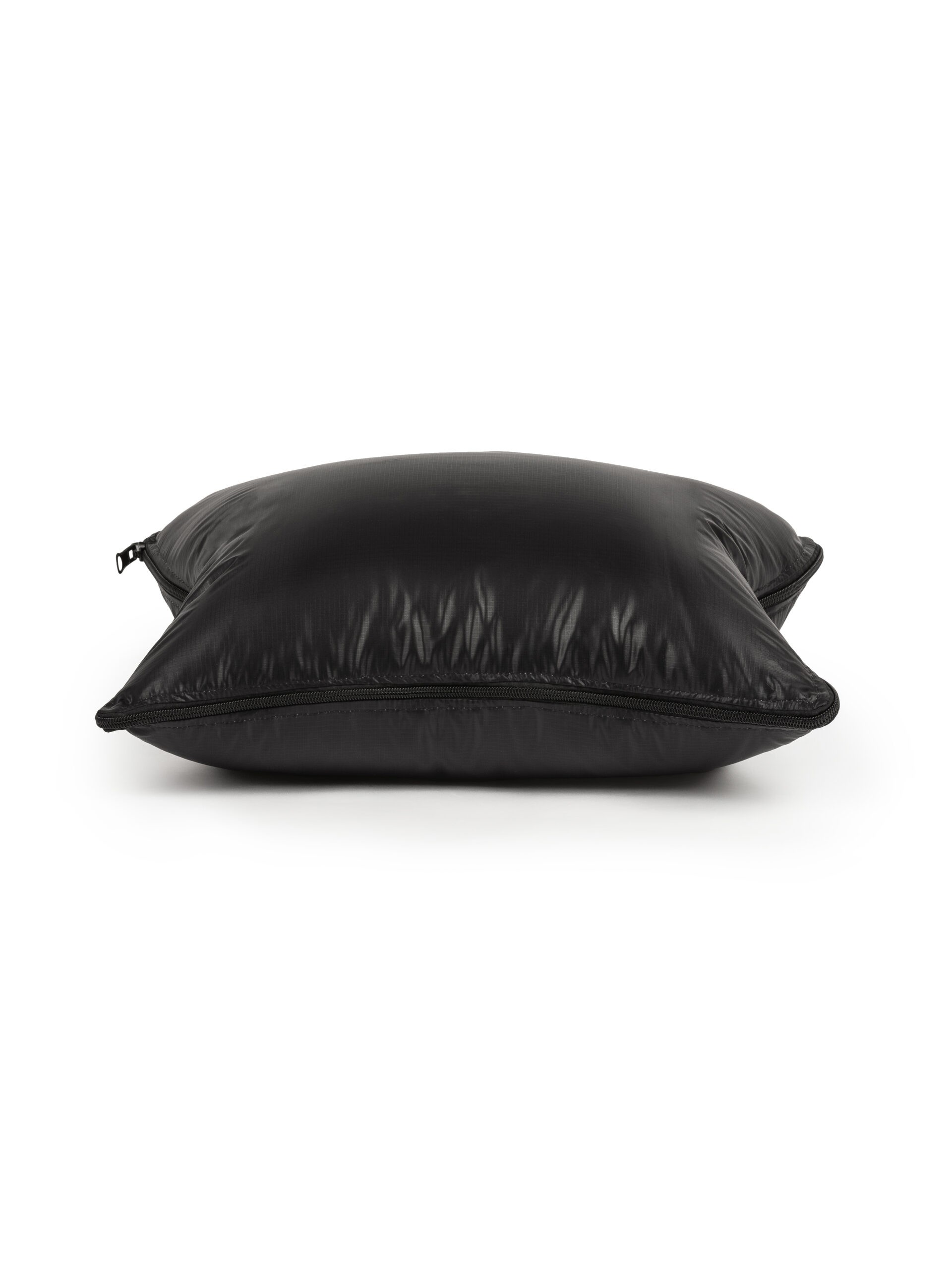 Дорожная подушка-трансформер с пуховым наполнителем Travel Pillow Grass Black 33х45