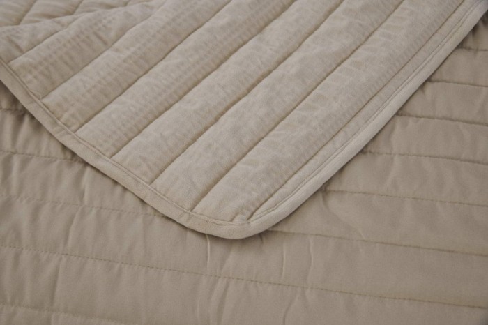 Фердинанд (молоко) Покрывало 240х260