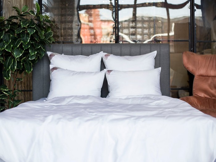 Подушка LUXURY SILK GRASS мягкая 50х68