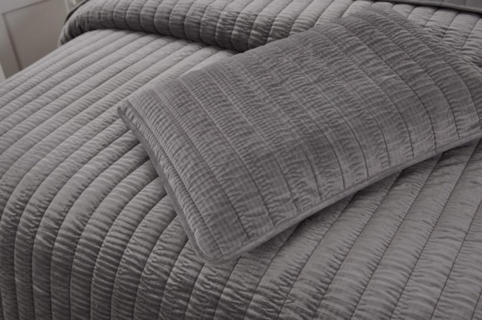 Фердинанд (серый) Покрывало 240х260