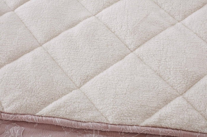 Ингрид (беж) Покрывло 230х250