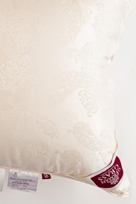 Подушка SILK DOWN GRASS мягкая 50х68