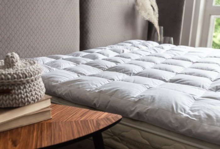 Наматрасник-перинка Topper Down Grass 160 x 200