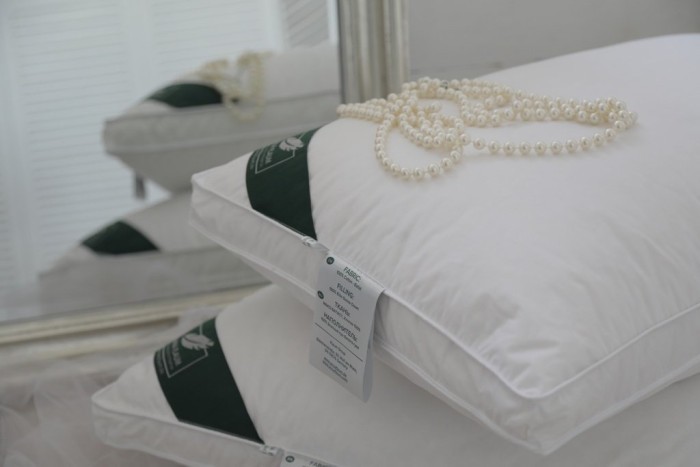 Подушка упругая 3-х камерная Anna Flaum Perle 70х70