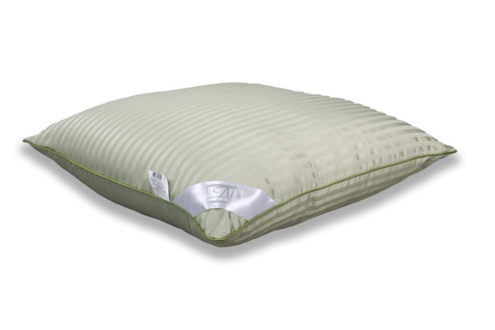 Подушка SILKY DREAM"   68х68