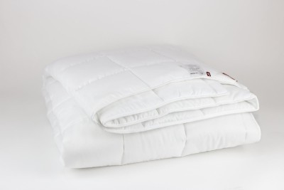 Одеяло FAMILIE ACTIVE LIFE всесезонное 150х200