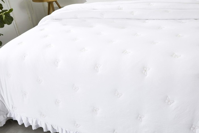 Ребека (белая) Покрывало 220х240