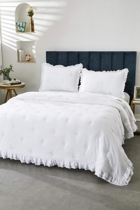 Ребека (белая) Покрывало 220х240