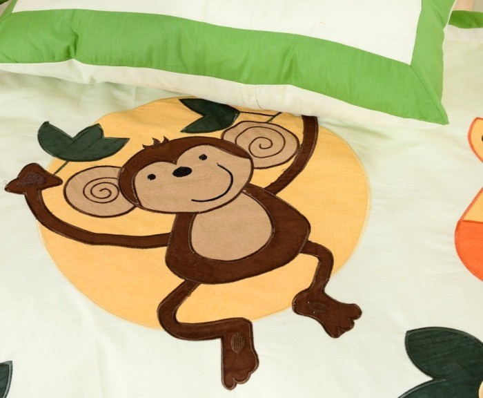 Постельное белье в кроватку DK-19 147 х 112 (c бортиком)