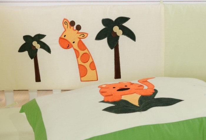 Постельное белье в кроватку DK-19 147 х 112 (c бортиком)