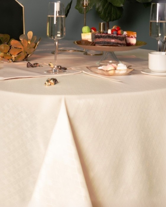 Катрин кремовая Скатерть круглая 160см