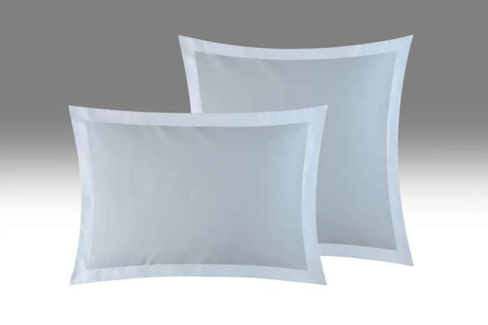 Наволочка однотонная Sharmes «Brook» 70×70 см.