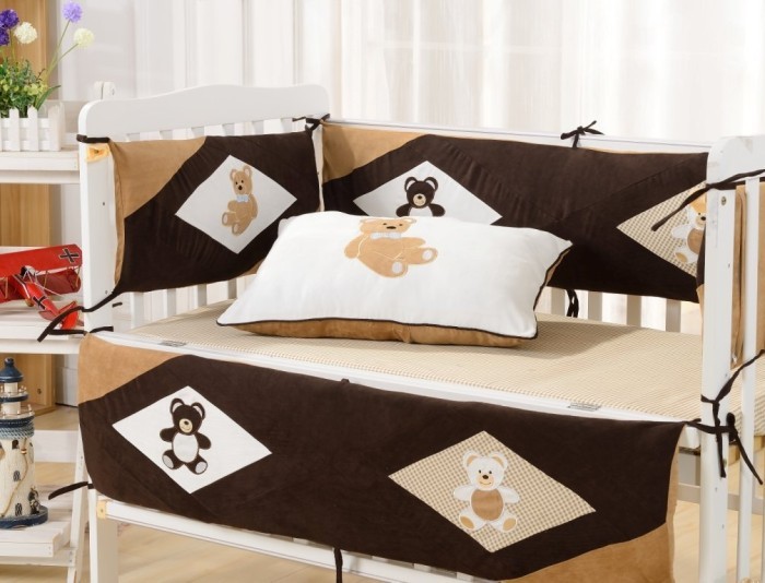 Постельное белье в кроватку DK-24 147 х 112 (c бортиком)