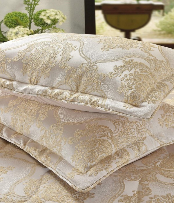 Эсфира (молоко) Покрывало 240х260