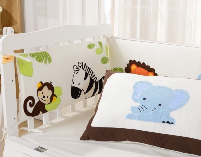 Постельное белье в кроватку DK-25 147 х 112 (c бортиком)