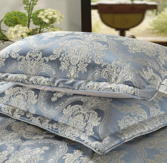 Эсфира (голубая) Покрывало 240х260